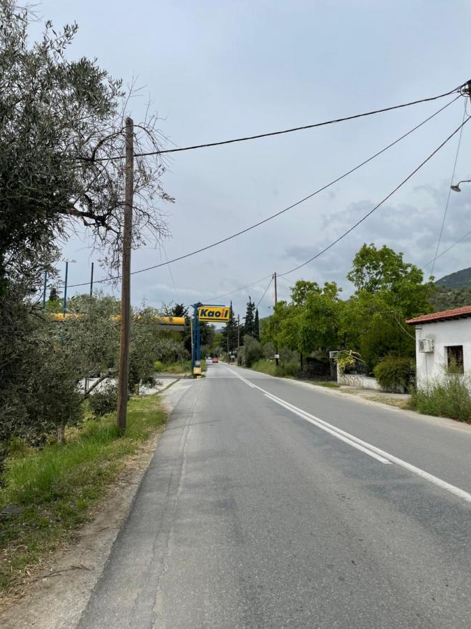 Irinis Cottage Kala Nera Bagian luar foto